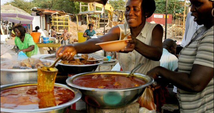 A fairly hygienic Ghanaian food vendor