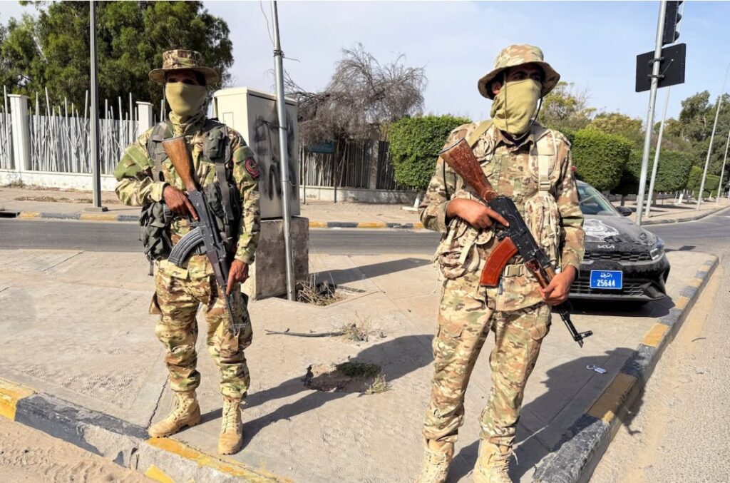 Libya fighting eases after announcement of truce